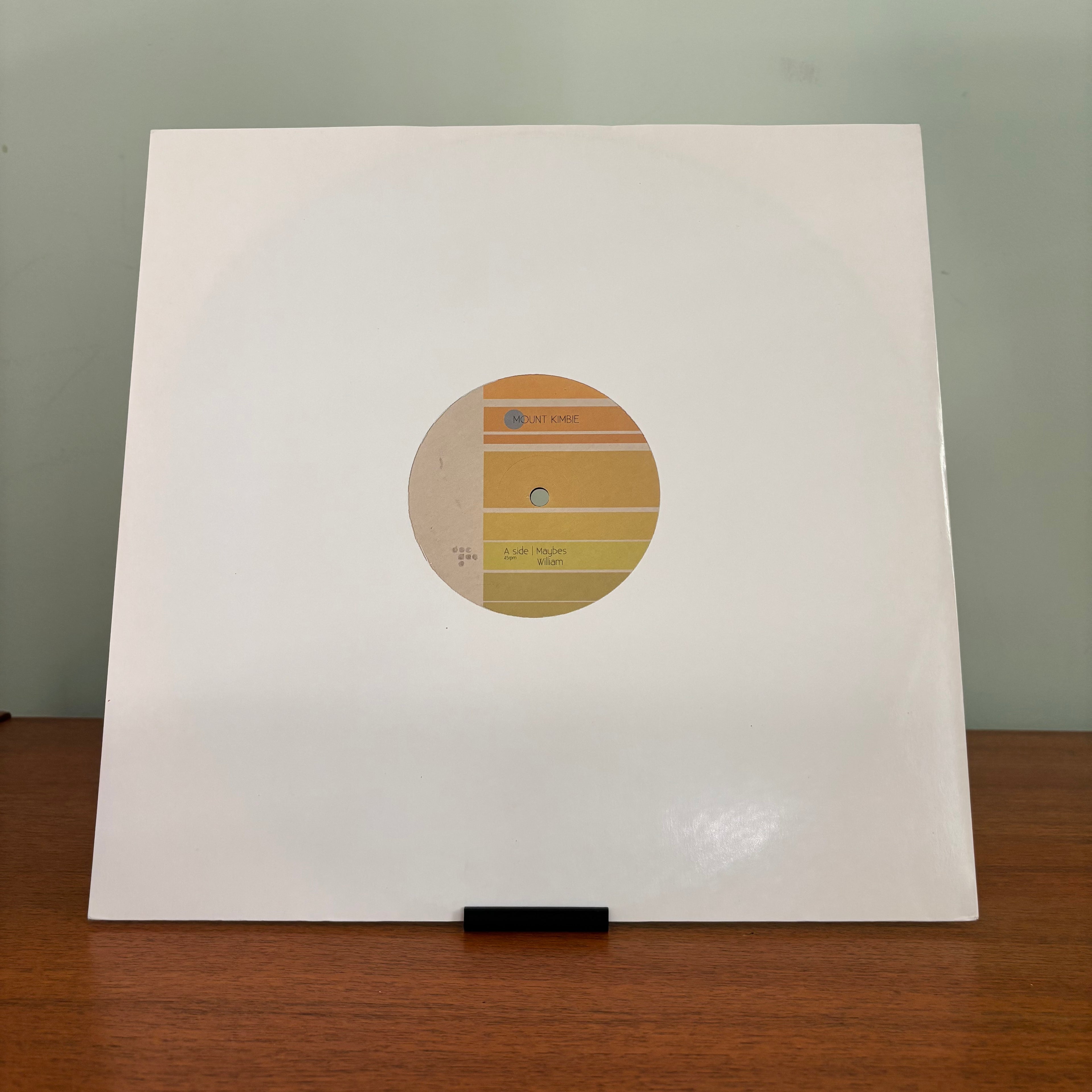 Mount Kimbie - Maybes [HOTFLUSH]